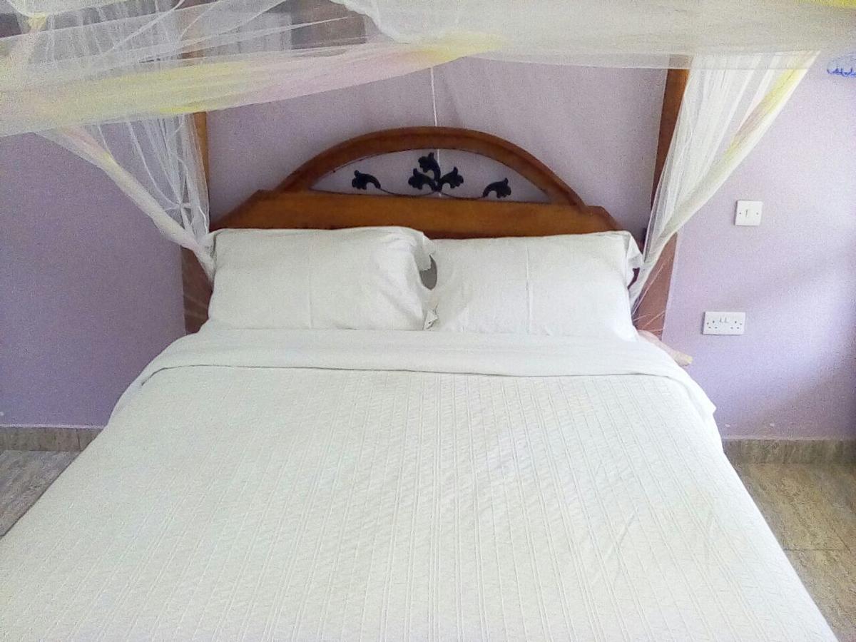 Hippo Safaris Resort 나이바샤 외부 사진